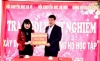 HỘI KHUYẾN HỌC HÀ NỘI GẶP MẶT, TRAO ĐỔI KINH NGHIỆM XÂY DỰNG MÔ HÌNH “DÒNG HỌ HỌC TẬP” VỚI HỘI  KHUYẾN HỌC HUYỆN BA VÌ VÀ HỌ BẠCH CÔNG, XÃ BA TRẠI