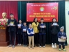 TRAO QUÀ TẾT ẤT TỴ 2025 CHO HỌC SINH CÓ HOÀN CẢNH KHÓ KHĂN PHƯỜNG NHÂN CHÍNH
