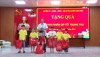 ỨNG HÒA QUAN TÂM CHĂM LO HỌC SINH VÙNG LŨ