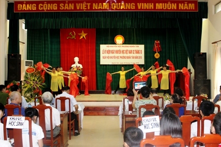 HỘI KHUYẾN HỌC PHƯỜNG NGHĨA TÂN, QUẬN CẦU GIẤY, HÀ NỘI KỶ NIỆM NGÀY KHUYẾN HỌC VIỆT NAM VÀ TỔ CHỨC NGÀY HỘI KHUYẾN HỌC NĂM 2015