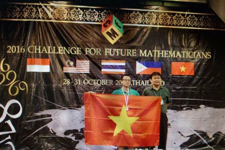 Hoàng Minh Quân nhận giải thưởng trong kỳ thi "Thử thách Nhà toán học tương lai" tại Thái Lan