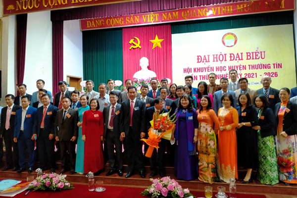 Ban Chấp hành Hội Khuyến học huyện Thường Tín khóa V ra mắt Đại hội
