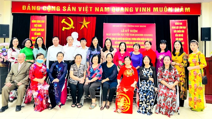 HỘI KHUYẾN HỌC PHƯỜNG NGỌC KHÁNH TỔ CHỨC LỄ KỶ NIỆM NGÀY KHUYẾN HỌC VIỆT NAM (02/10/1996 - 02/10/2022) VÀ TỔNG KẾT CÔNG TÁC HỘI NĂM 2022