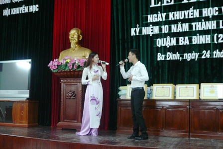 Những ca khúc chào mừng buổi lễ